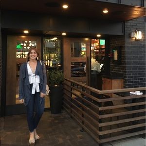 Meet your Posher, Liv